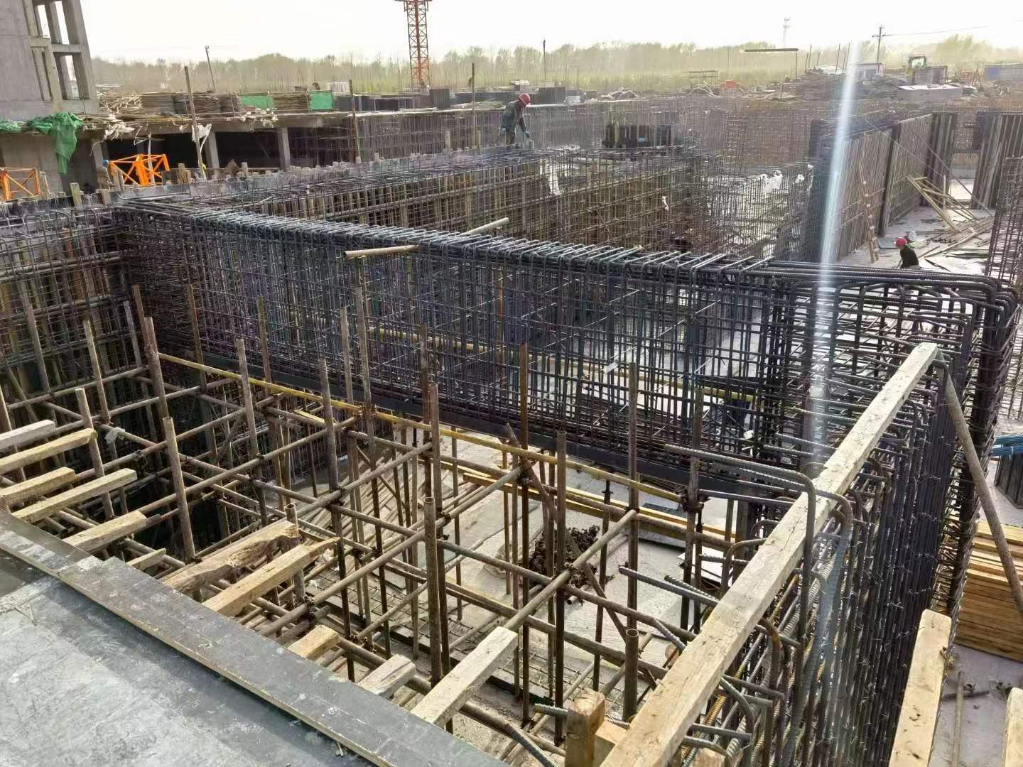 海东建筑基础筏板施工时混凝土有哪些常见问题?